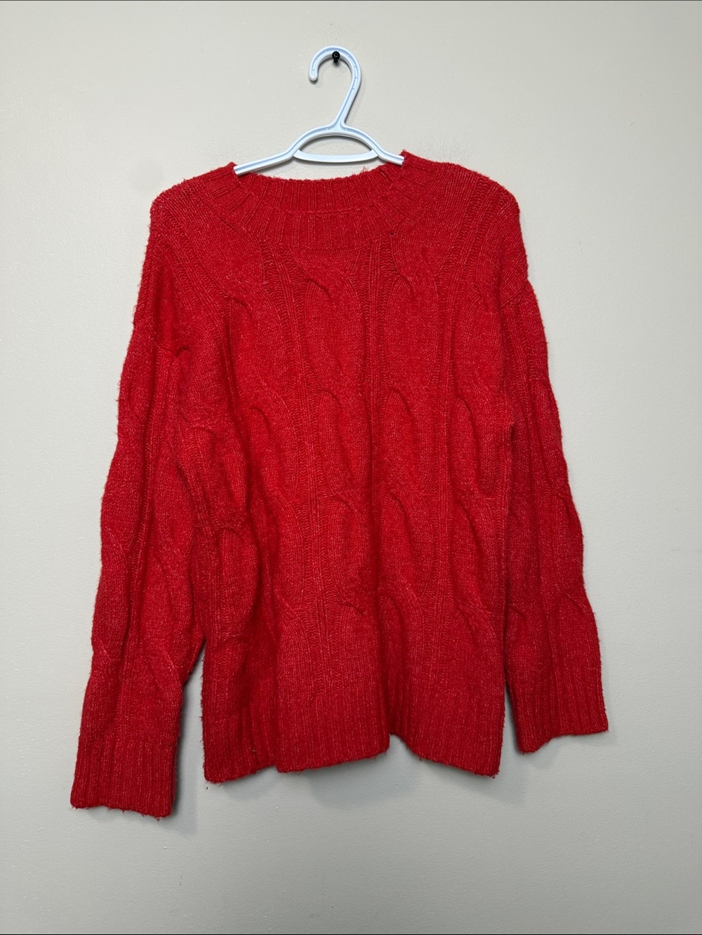 American Eagle Outfitters Red Cable Crewneck oversized  Chunky Sweater size XS